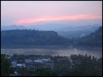 Au sommet de la ville de Luang Prabang 