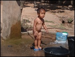 Enfant &#224; la fontaine l'avant d&#233;j