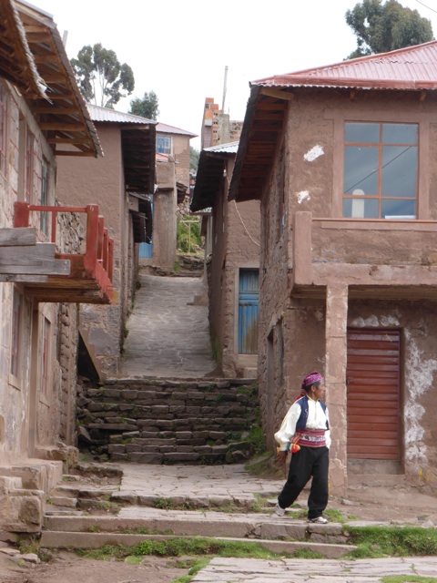 Une rue du village