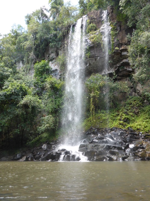 Certes une petite cascade